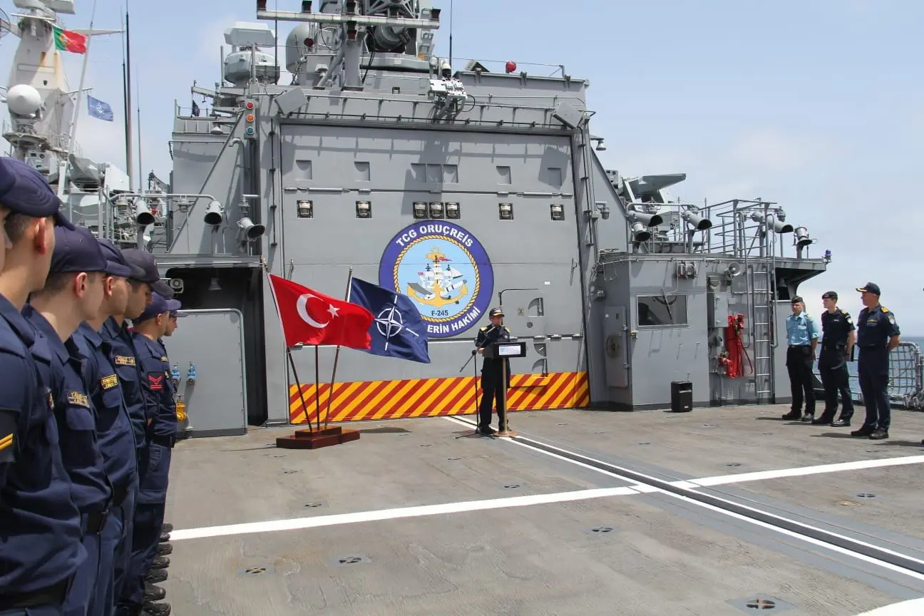 TCG Oruçreis, Ponta Delgada'yı ziyaret etti