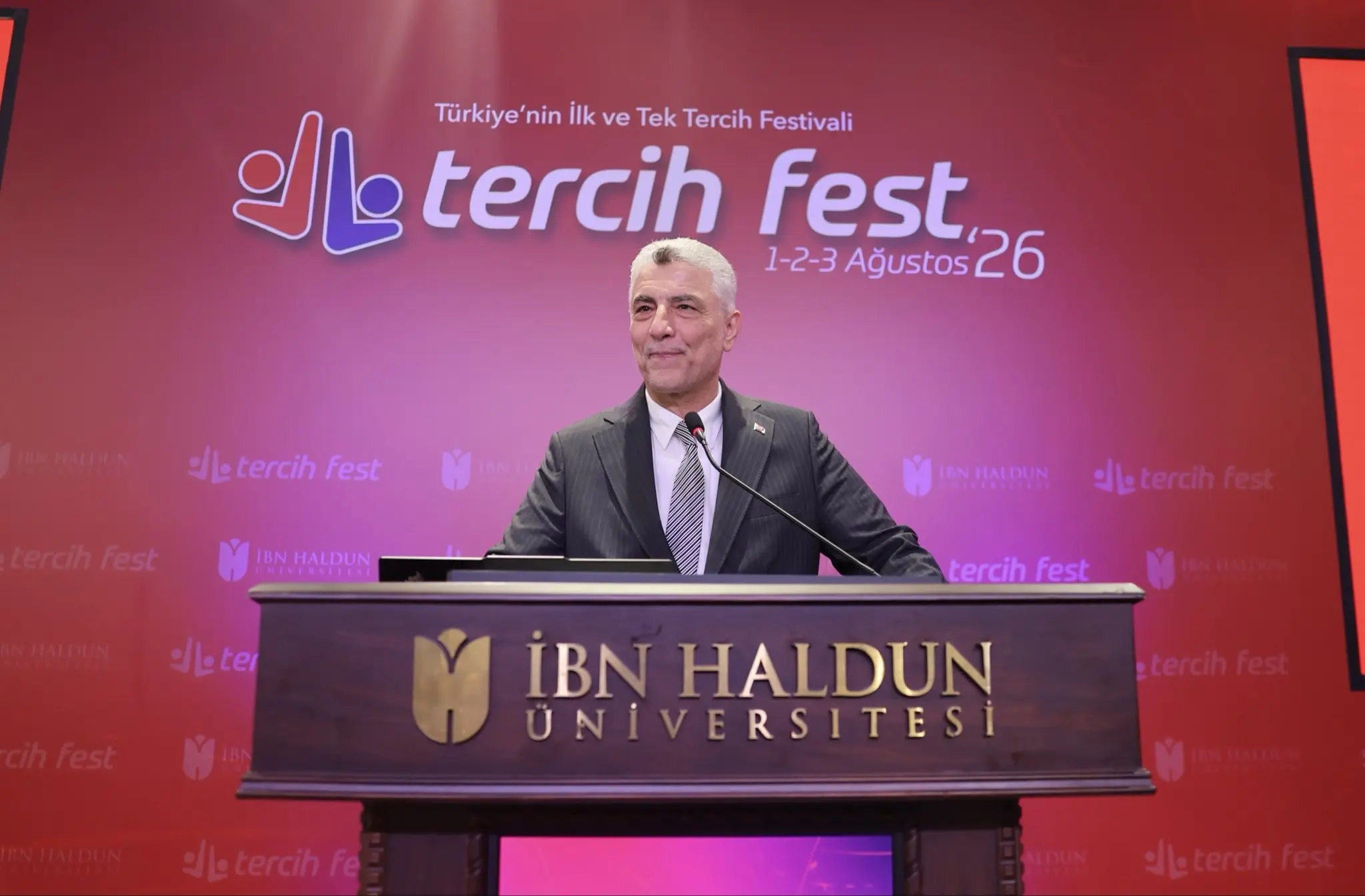 İbn Haldun Üniversitesi'nde gençlerle buluşma etkinliği