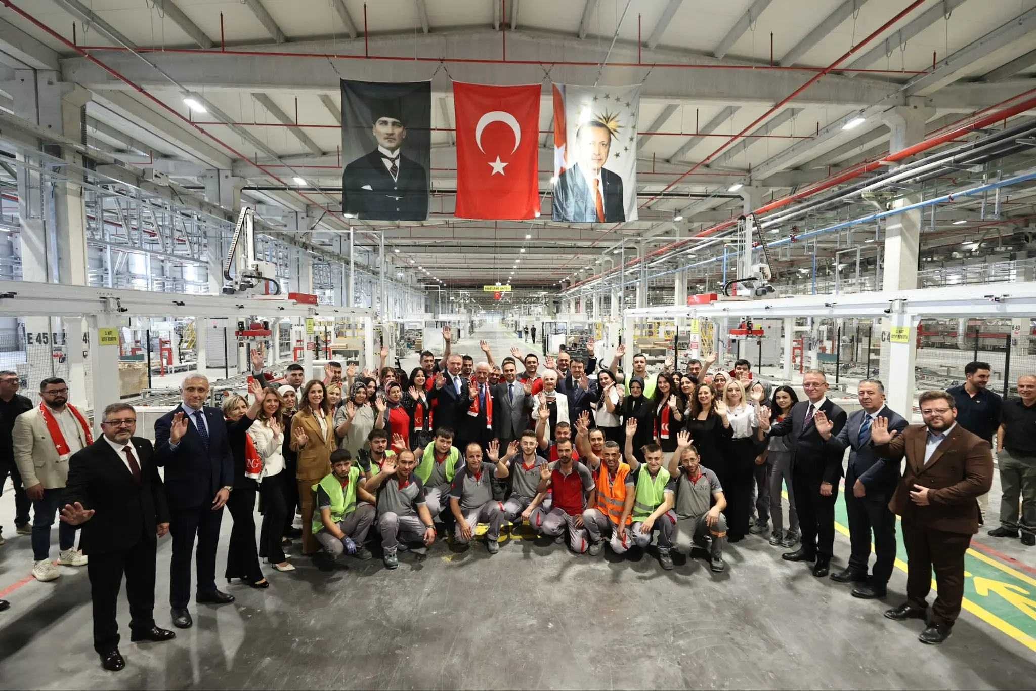 Kütahya'da Seramik Fabrikası Açılışı Gerçekleşti