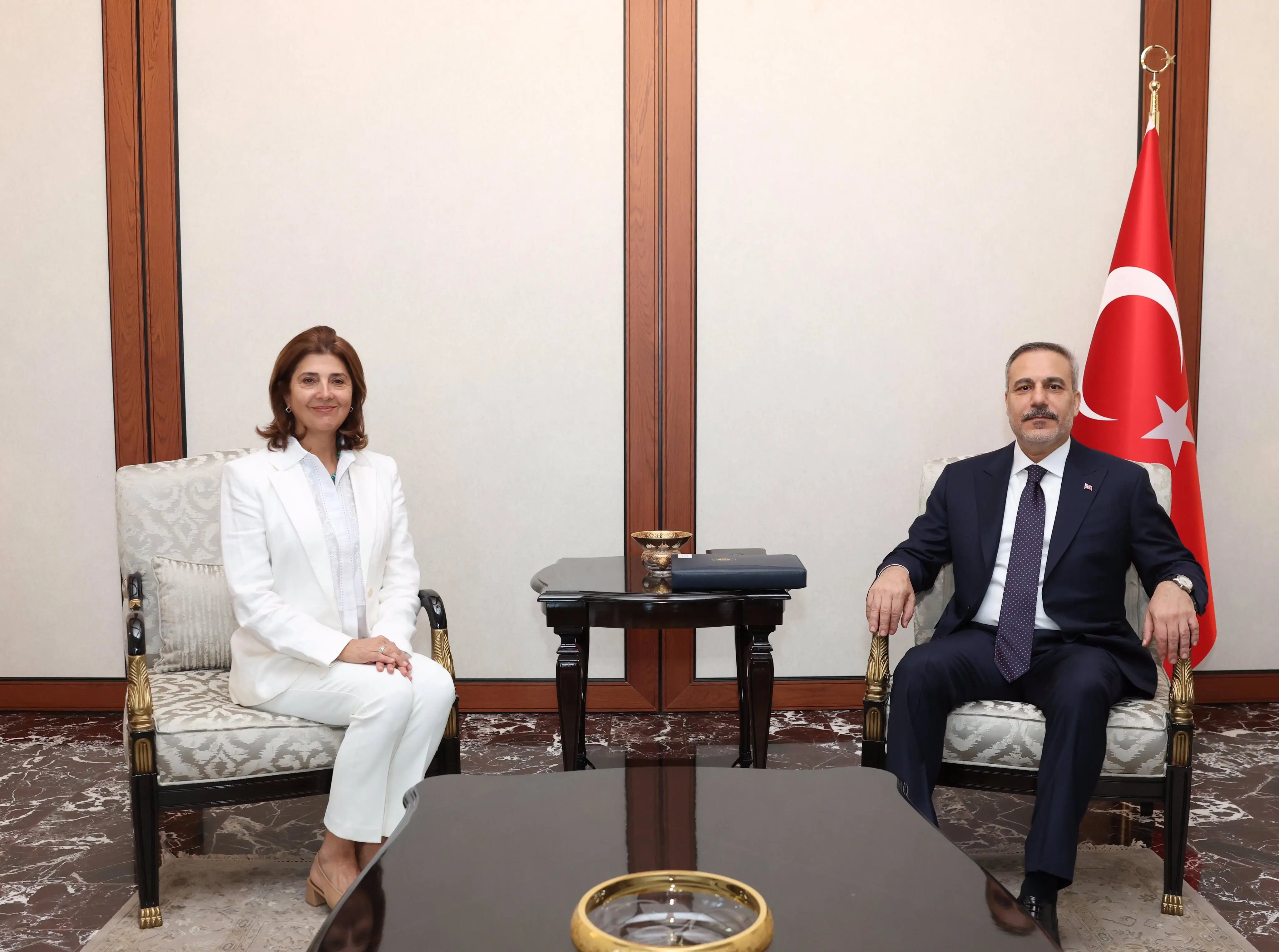 Hakan Fidan, BM Temsilcisi Holguín'i Ağırladı