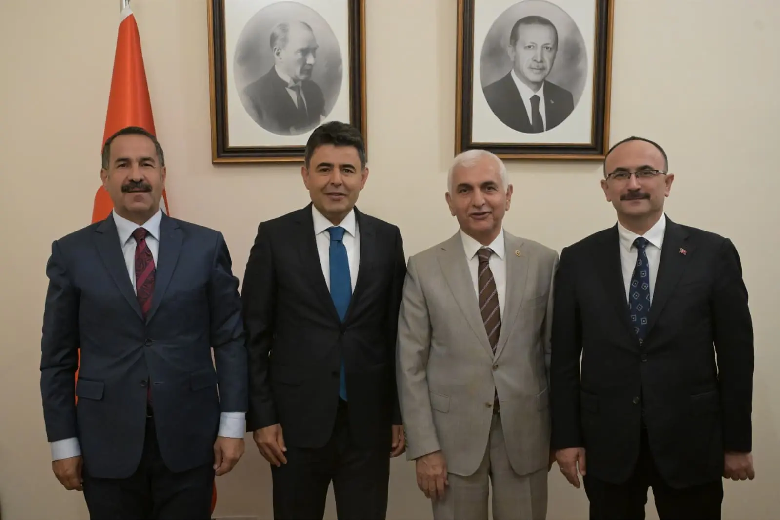 Bakan Yardımcıları ve Milletvekilleri Toplantı Gerçekleştirdi