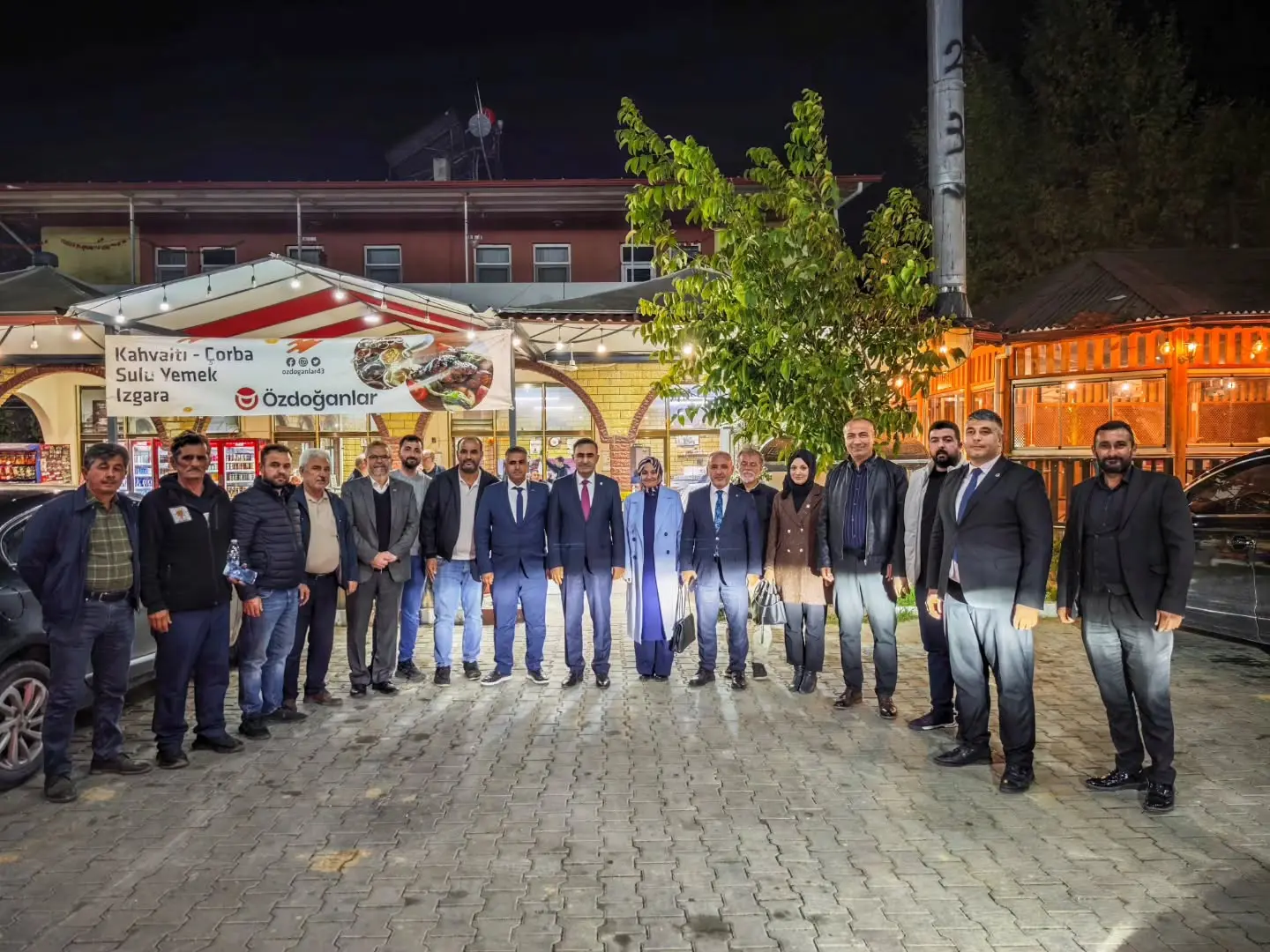 Gediz'de Hemşehrileriyle Bir Araya Geldi