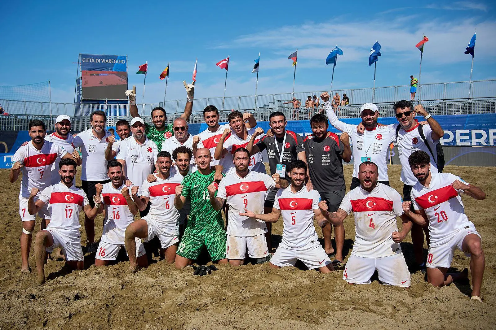 A Milli Futbol Takımı, Estonya'yı 5-3 yendi
