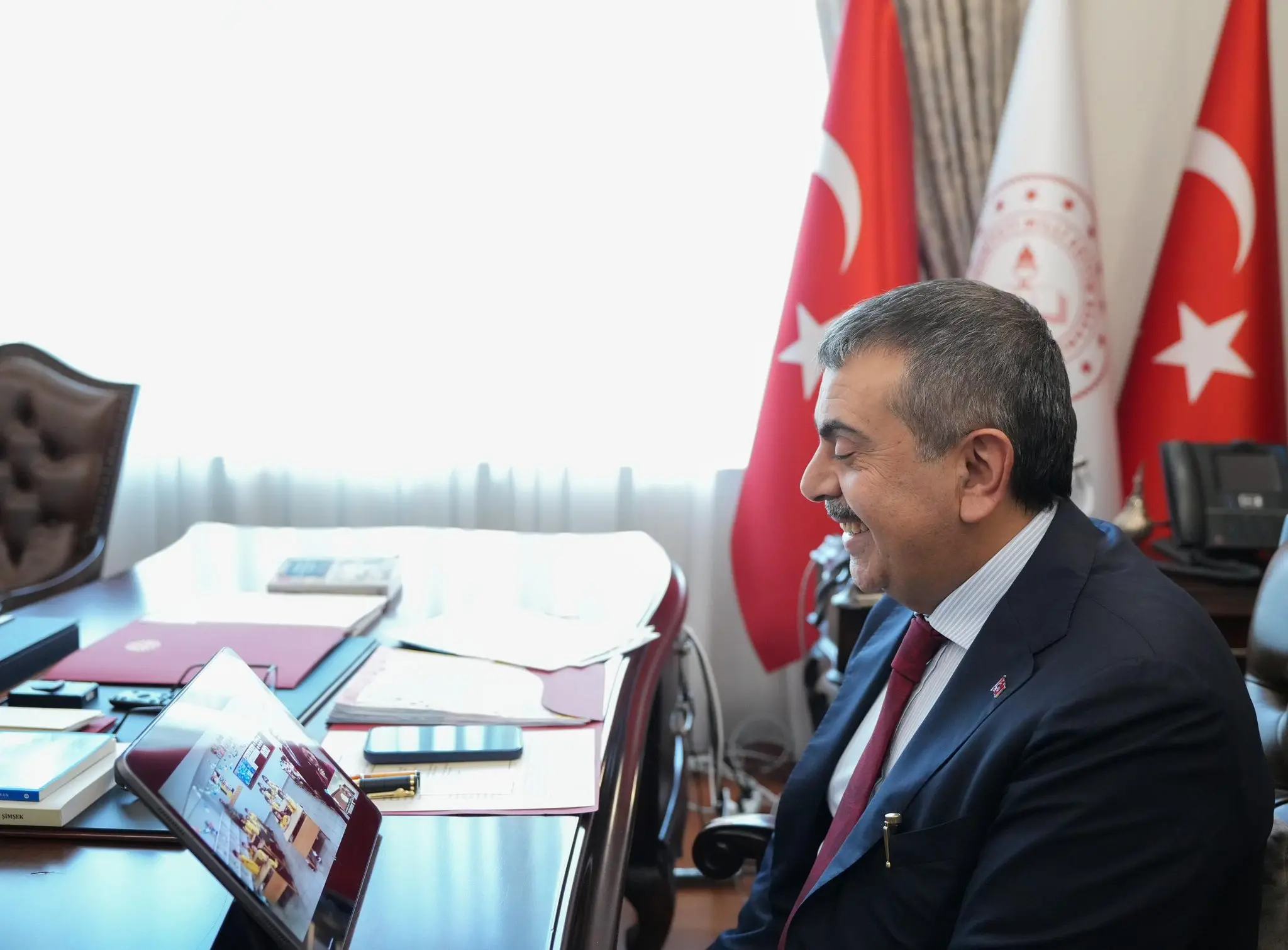 Bakan Tekin'den İlkokul Öğrencilerine Mektup Yanıtı