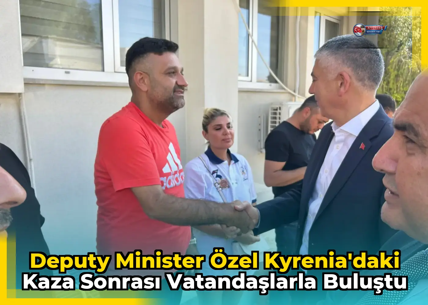 Deputy Minister Özel Kyrenia'daki kaza sonrası vatandaşlarla buluştu