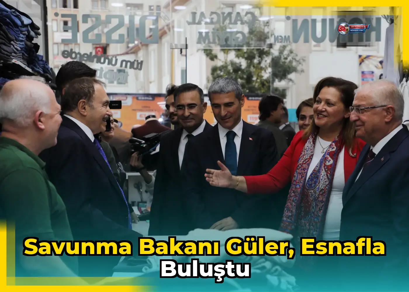 Savunma Bakanı Güler, esnafla buluştu